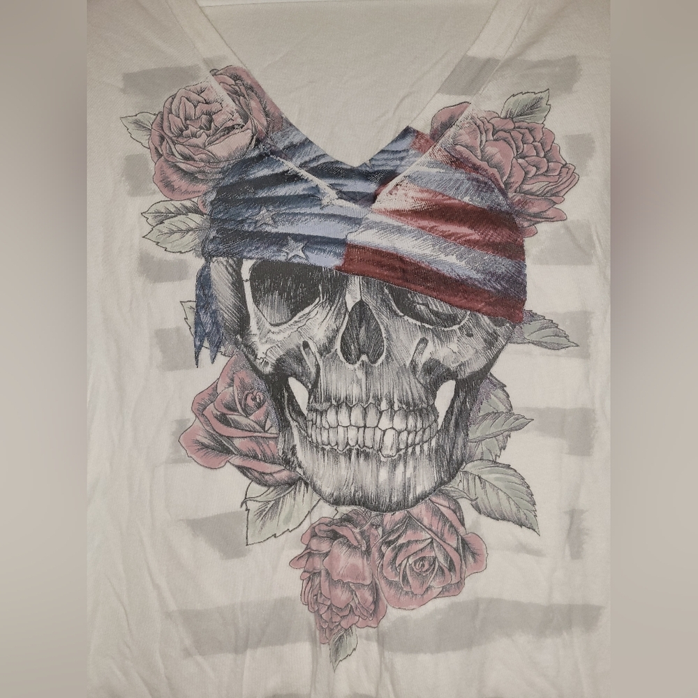 Graphic tshirt - Picture 5 of 6
